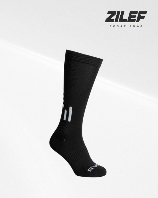 FSS PROFESSIONAL SPORTS SOCKS – BLACK WITH WHITE DETAIL