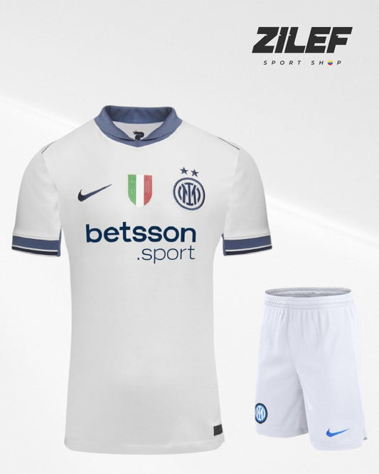 INTER MILAN PLAYER AND VISITOR